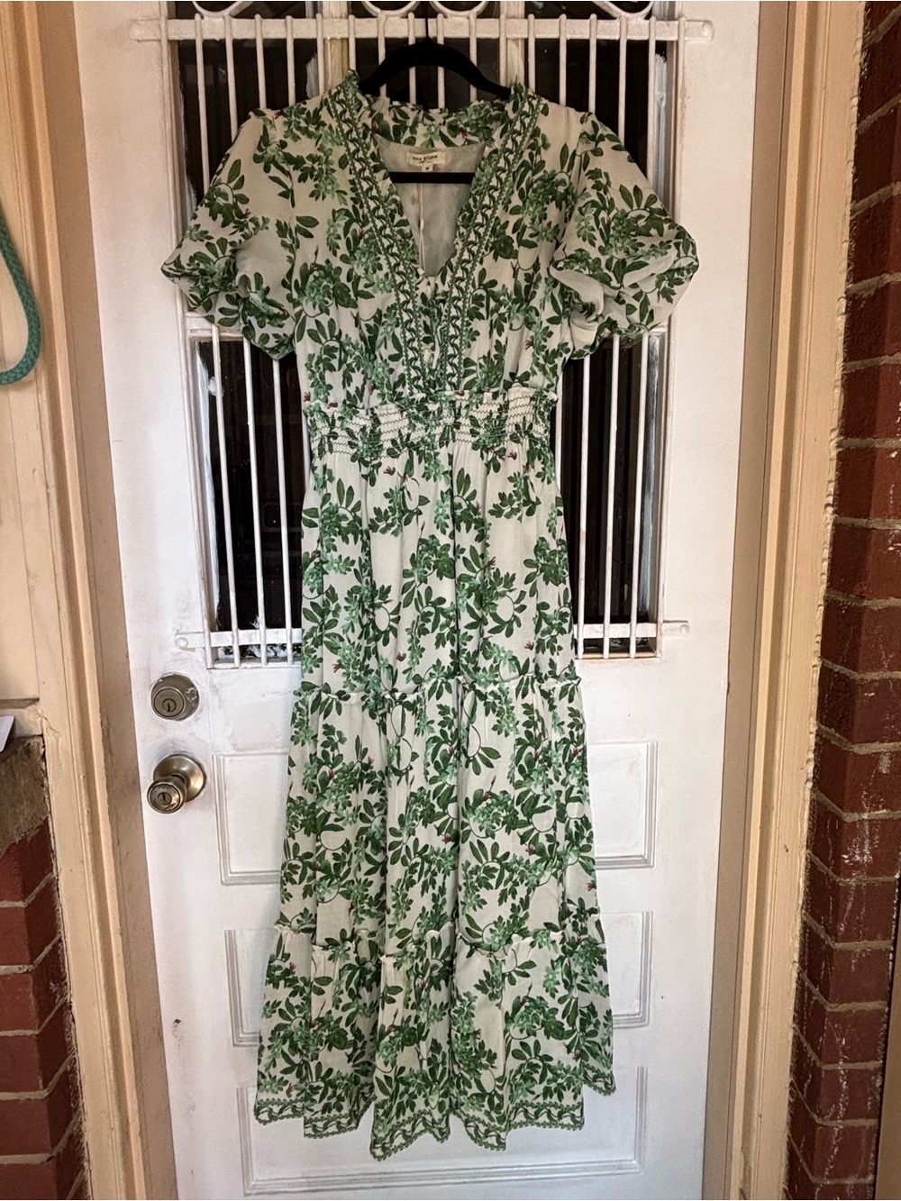 Max Studio | Dresses | Max Studio Nwt Floral Green And White Maxi Dress With Vneck